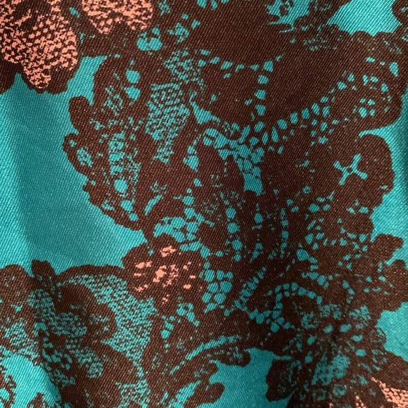 Brocade gothic midi skirt size XL - Picture 2 of 4